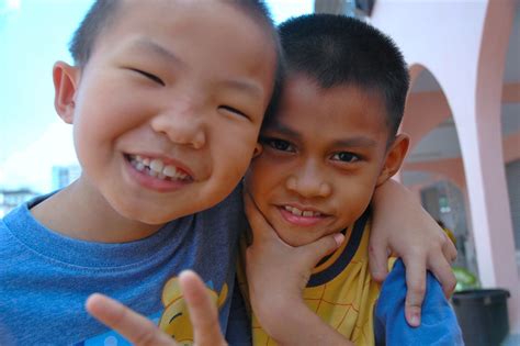 Happy Children 4 These 2 Buddies Were Trailing Me Insisti Flickr