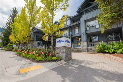 Rent Glacier Lodge #249 in Whistler | Outpost, Whistler BC Canada – Outpost