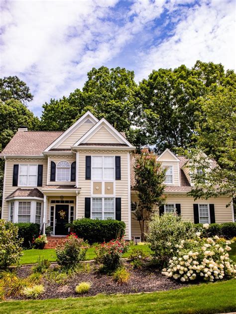 5 Top Neighborhoods In Apex, NC (25 Mins From Raleigh)