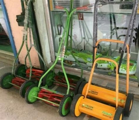 Grass Cutting Machine In Noida घास काटने की मशीन नोएडा Uttar Pradesh