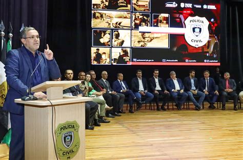 João Azevêdo participa de aula inaugural da segunda turma de aprovados