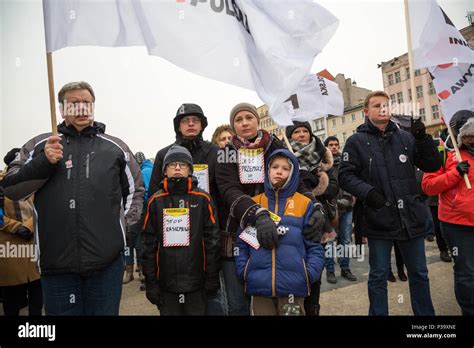 Gegen Rassismus Fotos Und Bildmaterial In Hoher Aufl Sung Alamy