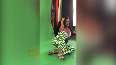 Vishnu Priya Hottest Boobs show seducing - Desi Models  Webcam-girls ...