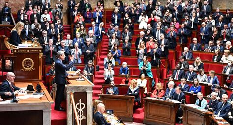 Francia Primera Moción De Censura Contra El Gobierno Francés Fracasa