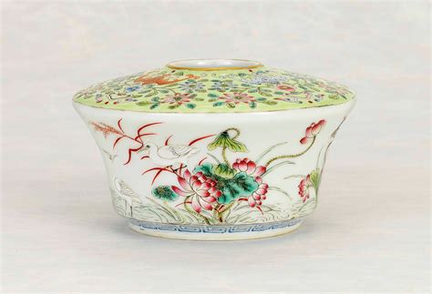 A Famille Rose Lotus Pond Water Pot Daoguang Six Character Seal Mark