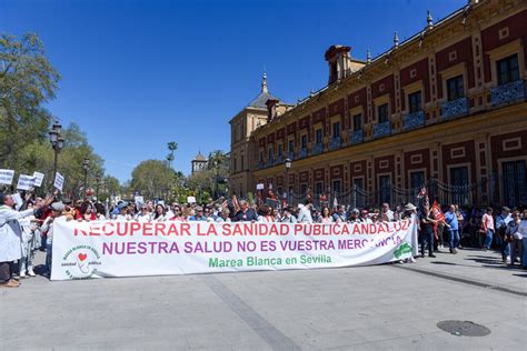 Las Im Genes De La Manifestaci N De Marea Blanca Por Las Calles De Sevilla