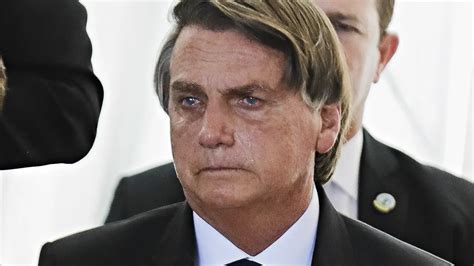 Gastos No Cartão Corporativo De Bolsonaro Chega A R 75 Milhões