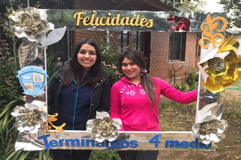 Despedida a nuestros estudiantes de 4 Medio Liceo Elvira Sánchez de