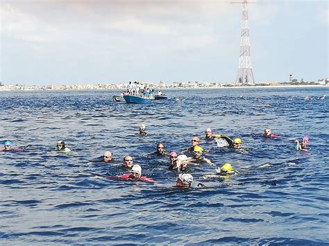 Grande Successo Per Swim For Smile La Traversata Solidale A Nuoto