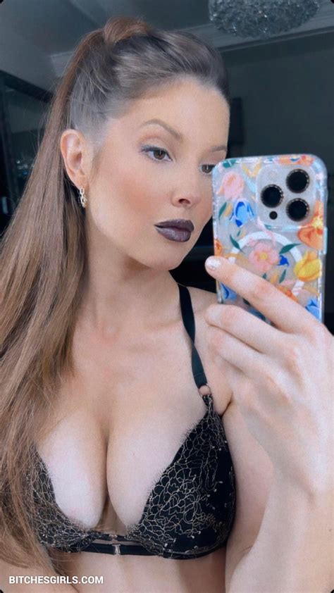 Amanda Cerny Nude Celebrity S Pussy Photos Amandacerny Onlyfans Leaked