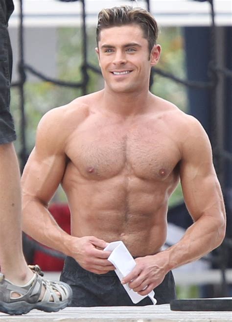 Shirtless Zac Efron Looks Super Buff Filming A Scene For ‘baywatch’ Pics Us Weekly