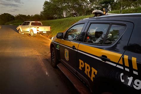 Prf Apreende S Placas Falsas Carregada Cigarros Paraguaios Na