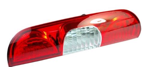 FIAT DOBLO 2006 2010 LAMPA TYLNA TYŁ PRAWA NOWA 51755144 za 110 zł z