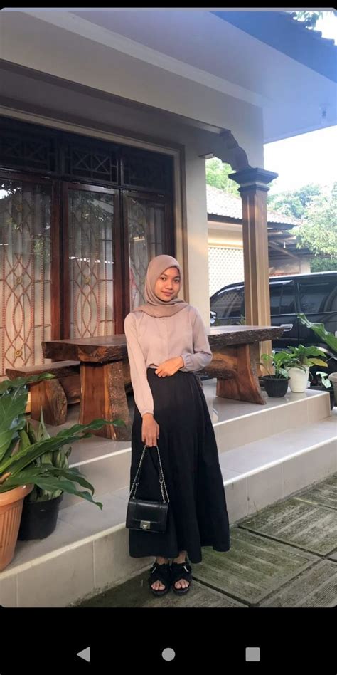 Pin By Keila On Yang Saya Simpan Kebaya Muslim Fashion Muslim