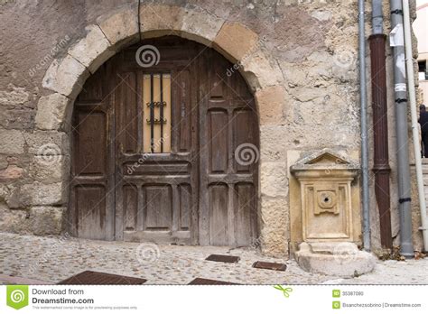 Fachada De Uma Casa Velha Em Sepulveda Espanha Foto De Stock Imagem