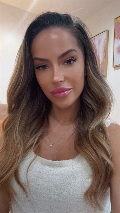 Kristina U (@kristinaurribarres) • Instagram photos and videos