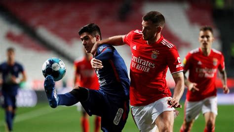 Gil Vicente Canta De Galo E Vence Benfica Na Luz Gon Alo Ramos