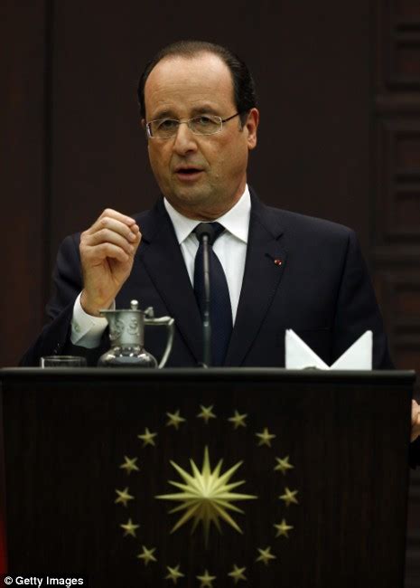 François Hollande hires gangster rap expert Pierre-Yves Bocquet to help speeches | Daily Mail Online