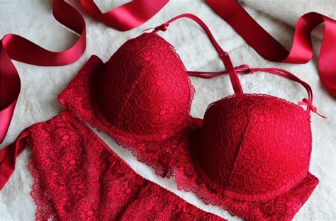 Lingerie em alta dicas para escolher o modelo ideal para cada ocasião Guia dos Solteiros