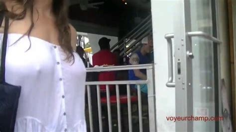 Milf Upskirt Ene Reded Peekvids