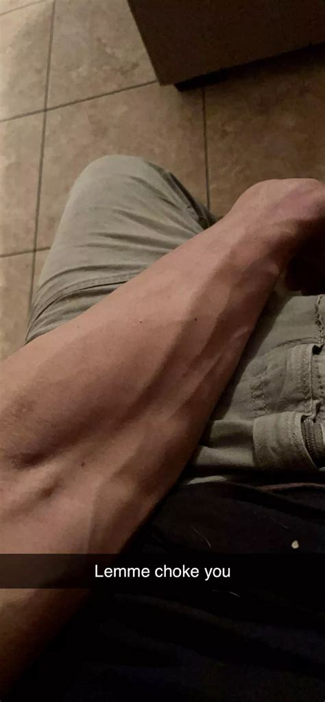 Anyone Need A New Choker Nudes Forearmporn NUDE PICS ORG