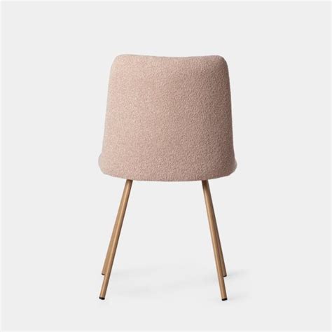 Silla de comedor tapizada bouclé rosa nude con pata natural Tera Klast Home