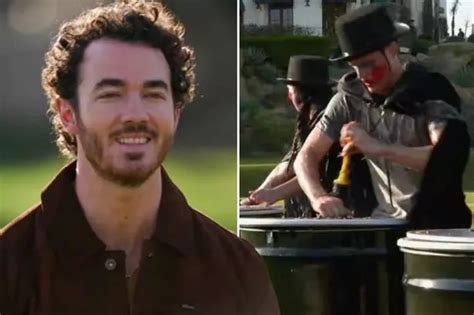 Demi Moore Ageing Backwards As She Bounces On Trampoline In Microscopic Bikini Daily Star