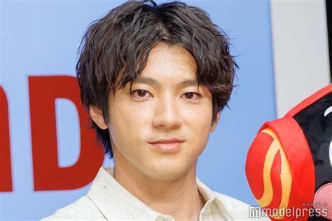 山田裕貴、元プロ野球選手の父の意外な姿に“家族”を実感「俺と似ているところ」 モデルプレス