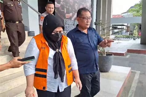 Dugaan Korupsi Di Uin Suska Riau Eks Rektor Akhmad Mujahidin Dan