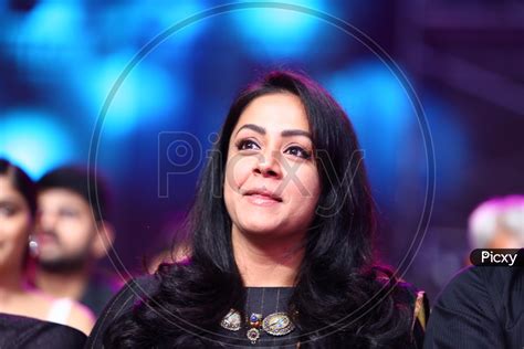 Image Of Tollywood Former Actress Jyothika During Filmfare Awards South