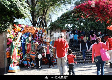 Basilica de Guadalupe, Tepeyac Hill, Mexico City, Mexico Stock Photo - Alamy