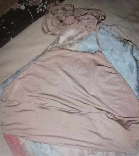 Zachary Nude Backless Crop Top Women S Fashion Tops Others Tops On Carousell