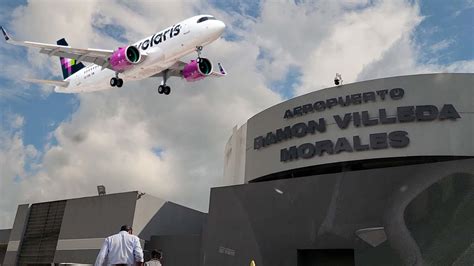 Asi Reciben A Sus Compatriotas Los Catrachos En El Aeropuerto De San