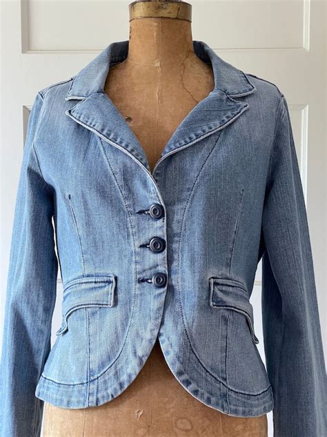 Vintage Levis Women Gem