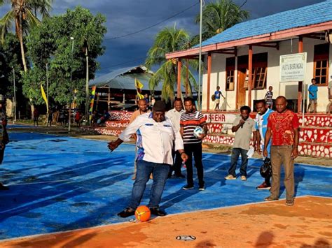 Buka Turnamen Futsal Haufa Cup V Ketua Koni Papua Komitmen Memajukan