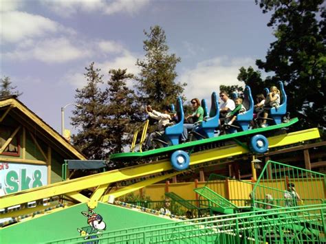 Knotts Berry Farm Rides For Kids | Kids Matttroy