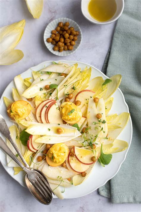 Salade aux endives printanière