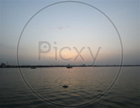 Image Of Buddha Statue In Hussain Sagar Lake At Tank Bund Tq Picxy