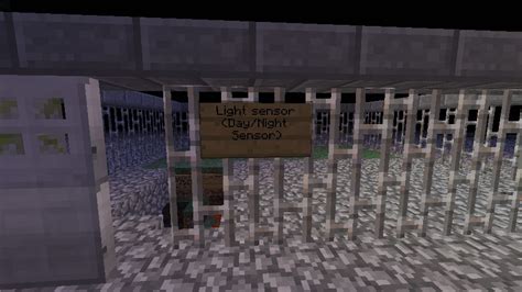 LIGHT SENSOR(Also Day/Night sensor)! :) Minecraft Map