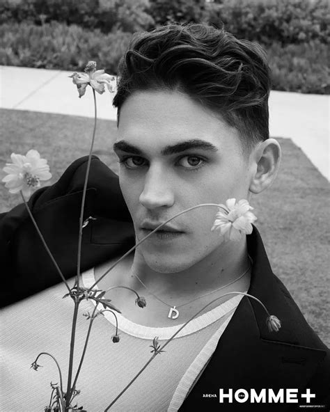 Set 007 04 Hero Fiennes Tiffin Photo Gallery