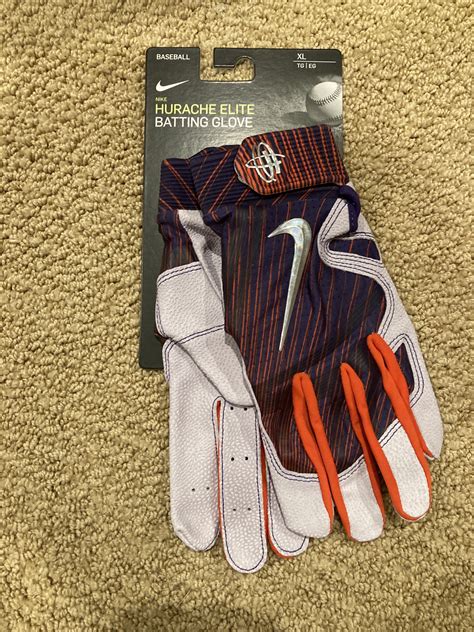 Clemson Team Issued Batting Gloves | SidelineSwap