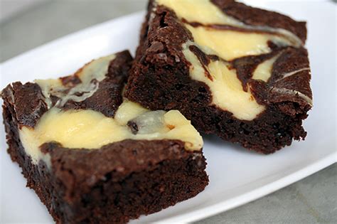 Cheesecake Brownie Recipe - RecipeDose.com