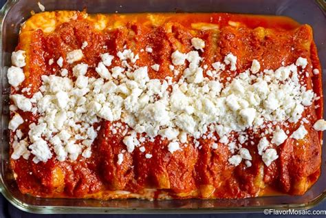 Enchiladas Rojas De Queso