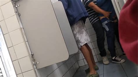 Video Sexo Gay No Banheiro Do Shopping Em S O Paulo Videos Porno Gay