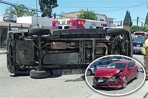 Choque con volcadura en la avenida Vallarta deja cuantiosos daños