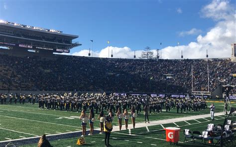 【管乐队】uc Berkeley Vs Stanford 2018橄榄球赛伯克利校乐团中场秀哔哩哔哩bilibili