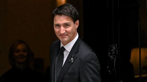 Canadian Prime Minister Justin Trudeau Booed In London After ‘bohemian