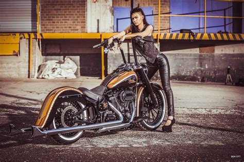 La Candela customized Thunderbike Harley Davidson Heritage Fond d écran