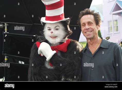 THE CAT IN THE HAT MIKE MYERS as the Cat with producer BRIAN GRAZER ...