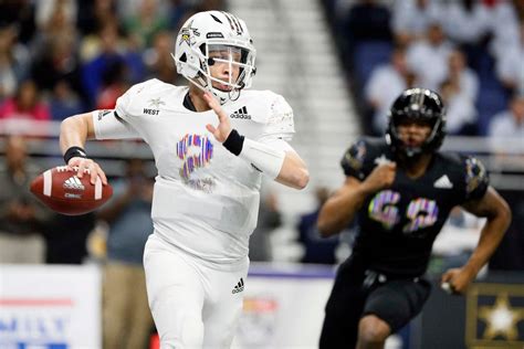 Qb1 Beyond The Lights Features Oklahomas Spencer Rattler